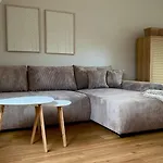 Moderne Fuer Urlauber Und Monteure דירה *