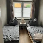 Moderne Fuer Urlauber Und Monteure Apartament
